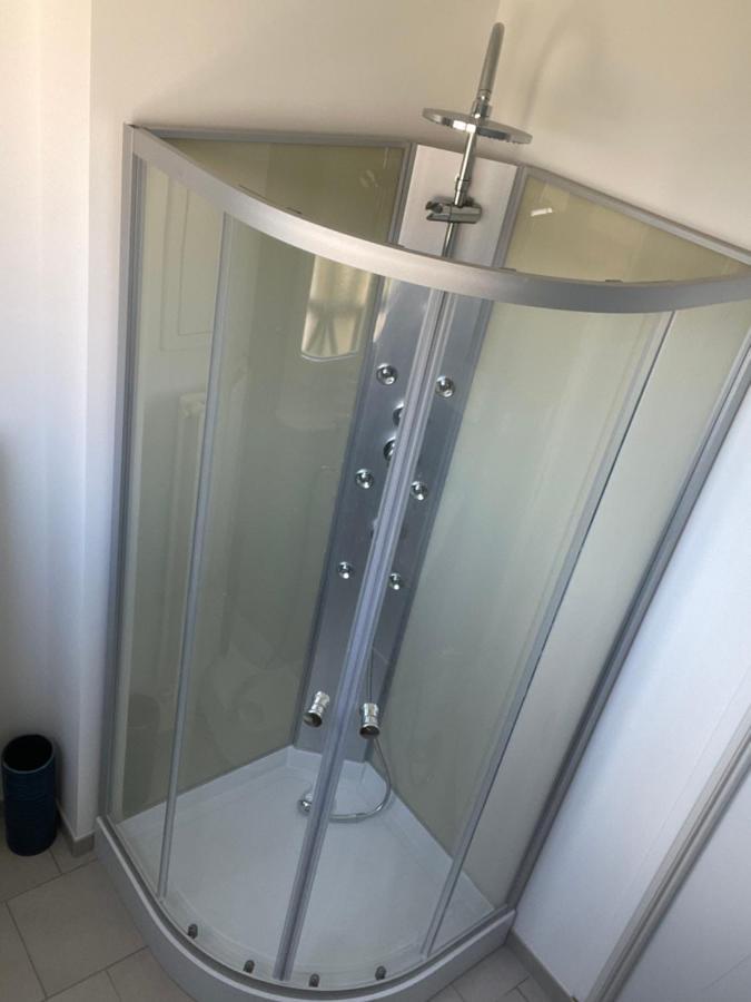 Le 37 Hotel Wimereux Bagian luar foto